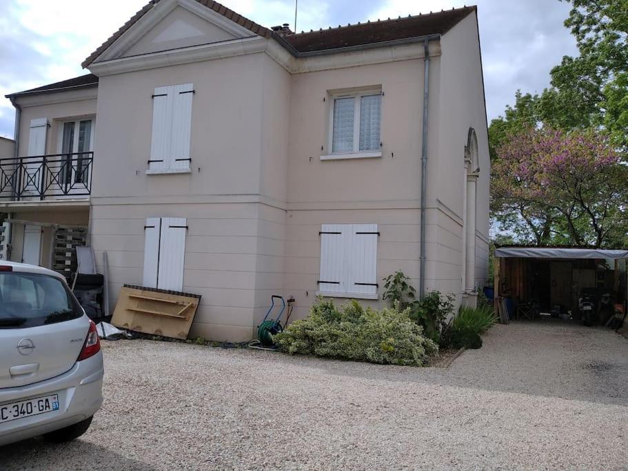 Apartment Grand 2p Proche Paris